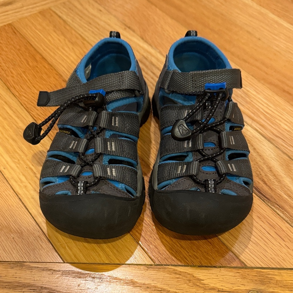 Kids Keen Sandal Size 13
